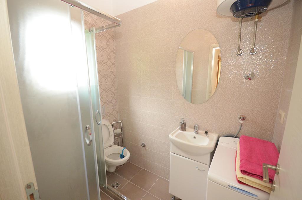 Apartmani Mizdrak Kotor Ngoại thất bức ảnh
