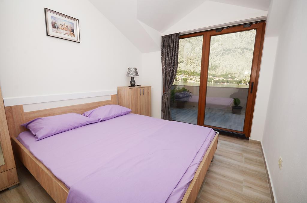 Apartmani Mizdrak Kotor Ngoại thất bức ảnh