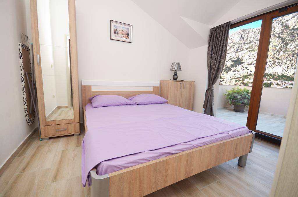 Apartmani Mizdrak Kotor Ngoại thất bức ảnh