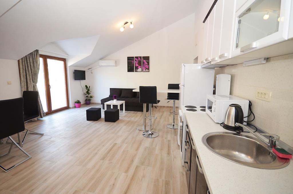 Apartmani Mizdrak Kotor Ngoại thất bức ảnh