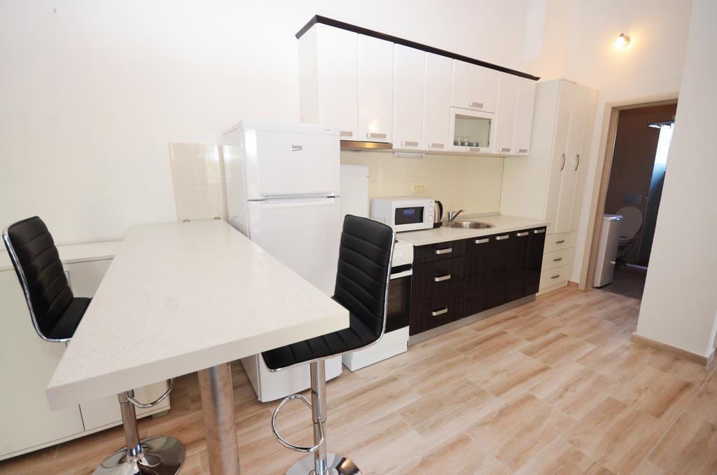 Apartmani Mizdrak Kotor Ngoại thất bức ảnh